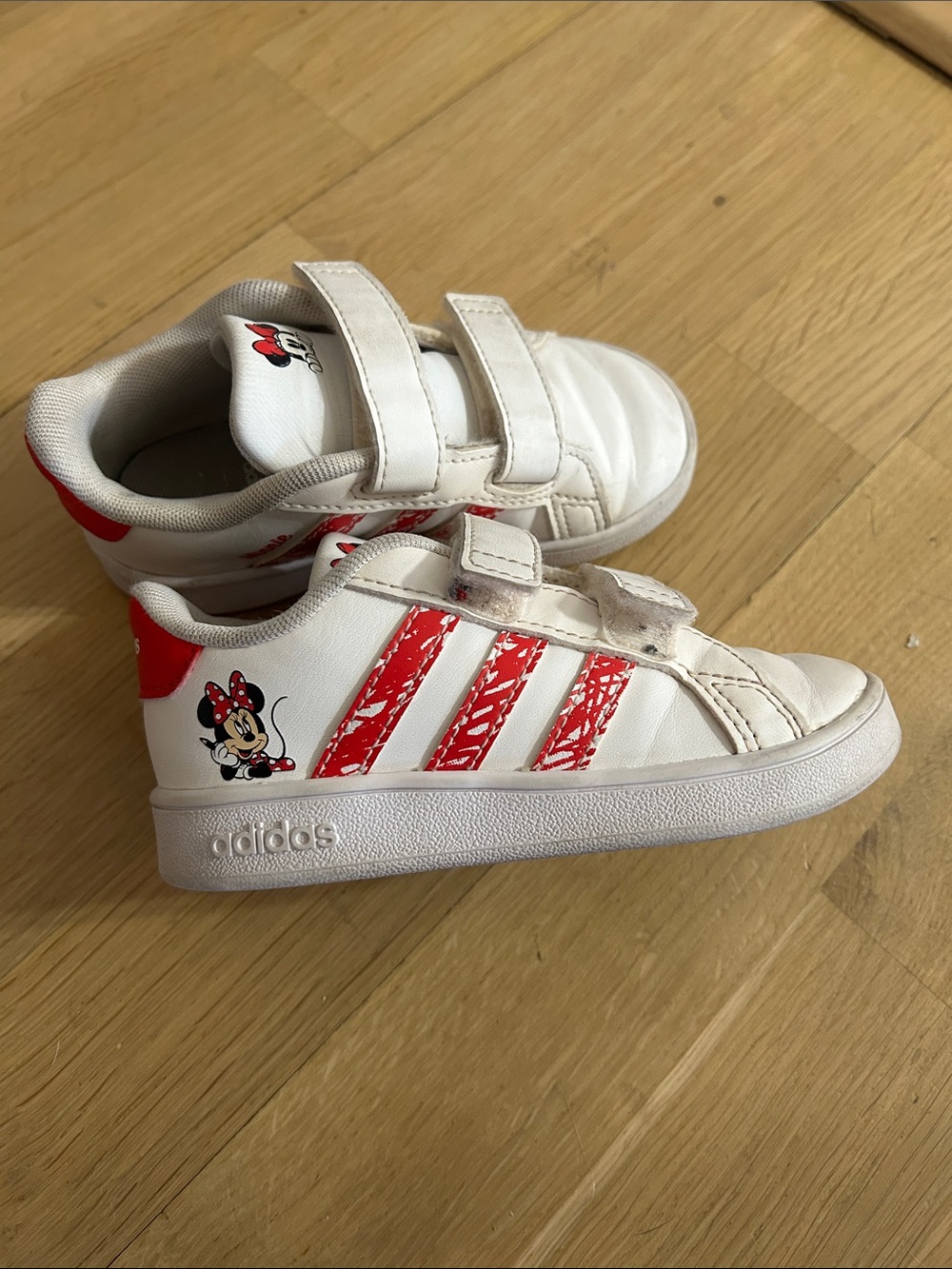adidas Kids White & Red Minnie Velcro Sneakers